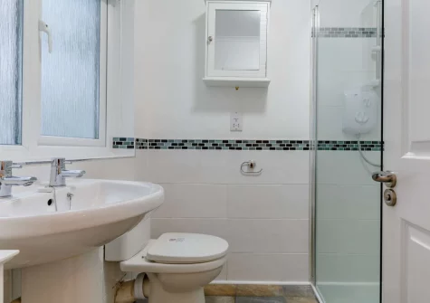 The shower room at Torbay View at Dolphin Court, Brixham