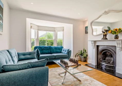 The living room at Torre Vean Manor, Porthleven