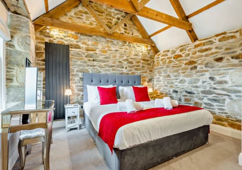 Bedroom #1 at Torre Vean Manor, Porthleven