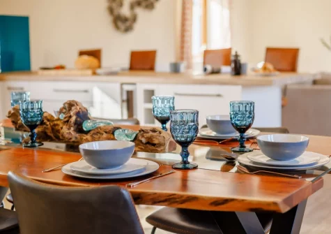 The dining area at Totes Cottage, Westward Ho!