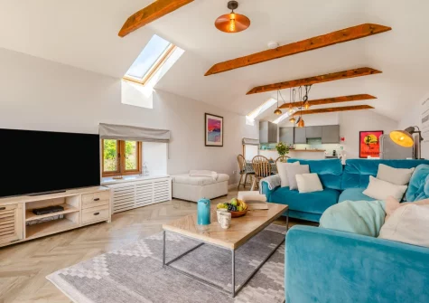 The living area at Traeth Barn, Mawgan Porth