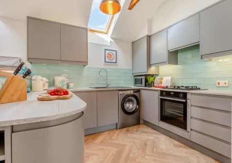 The kitchen at Traeth Barn, Mawgan Porth