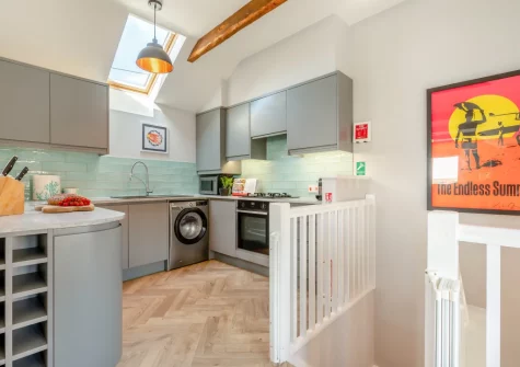 The kitchen at Traeth Barn, Mawgan Porth