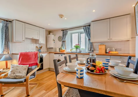The living, dining area & kitchen at Trailside, St Issey