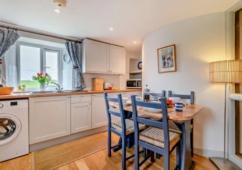 The kitchen & dining area at Trailside, St Issey