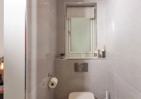 Bedroom #1 en-suite shower room at Tralee, Portreath