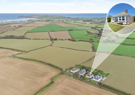 Trearth is close to some of North Cornwall's best beaches, it's less than two kilometres to glorious Treyarnon Bay