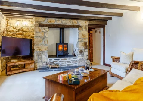 The living room at Tredinnick Farmhouse, Gummows Shop