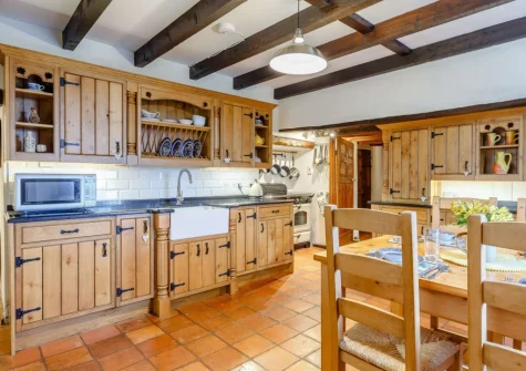 The kitchen at Tredinnick Farmhouse, Gummows Shop