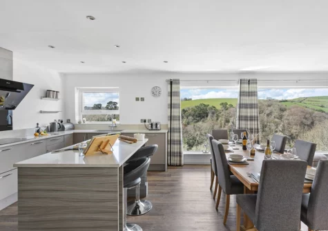 The kitchen & dining area at Tree Tops, Kingswear