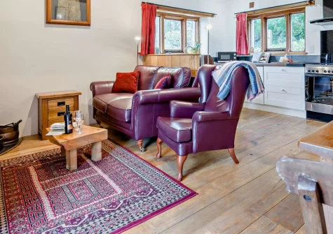 Trefrize, Bray Shop, is a peaceful hilltop barn conversion surrounded by ten acres of beautiful Cornish countryside. Enjoy far-reaching views, a cosy log burner, and the perfect base for exploring Cornwall and Devon's finest attractions.