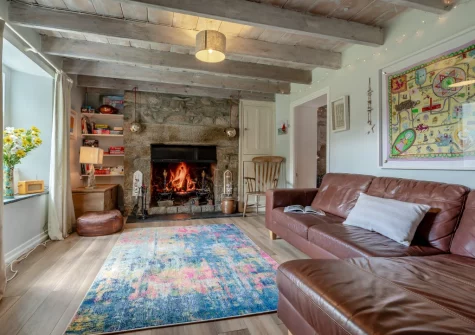The living room at Tregenna Farmhouse, Tredethy