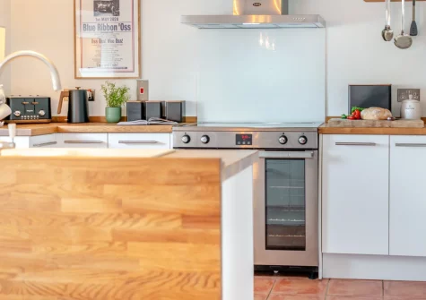 The kitchen at Tregenna Farmhouse, Tredethy