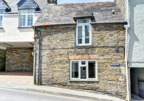 Tregerrick is a wonderful character cottage located a short stroll from Padstow Harbour