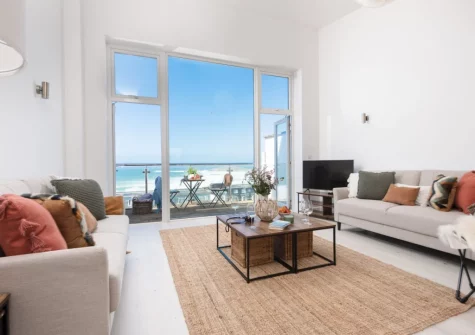 The living area at Trelantis, 5 Gwelva, Newquay