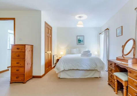 Bedroom #1 at Trelawny, London Apprentice