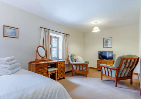 Bedroom #1 at Trelawny, London Apprentice