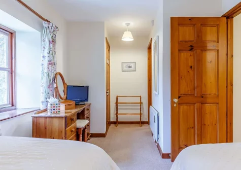 Bedroom #2 at Trelawny, London Apprentice