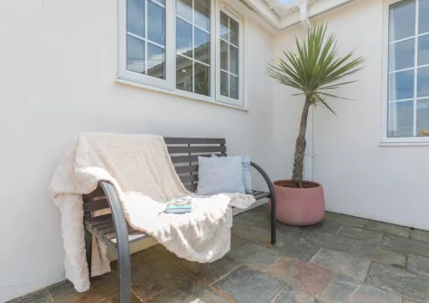 The front patio & outdoor sitting area at Trelin, Trevone