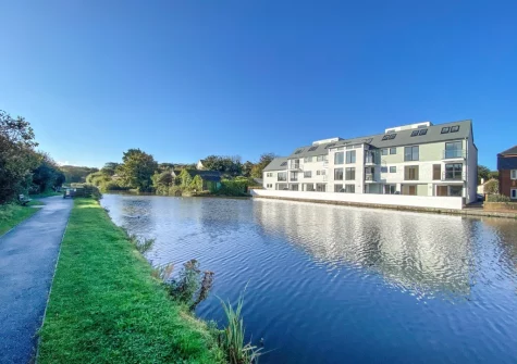 Treloar Heights is in a prime position within Bude with Summerleaze beach right on your doorstep