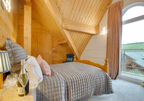 Bedroom #1 at Trenant, Little Petherick