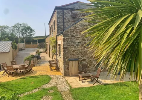 The patio, alfresco dining area & garden at Trenethick Barns, Mount Hawke