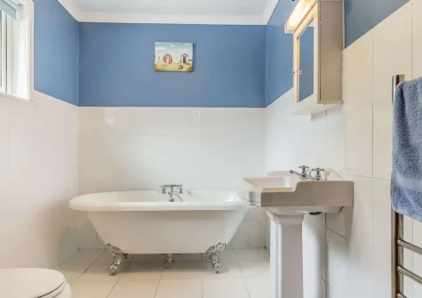 The bathoom at Trengilly Vean, Constantine