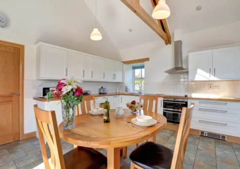 The kitchen & dining area at Tresallyn Cottage, St Merryn