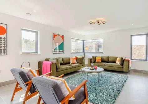 The living area at Treth House, Widemouth Bay