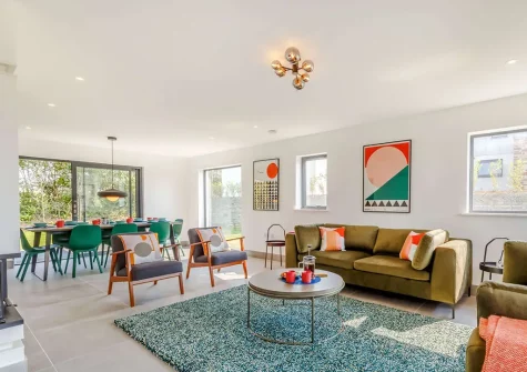 The living area at Treth House, Widemouth Bay