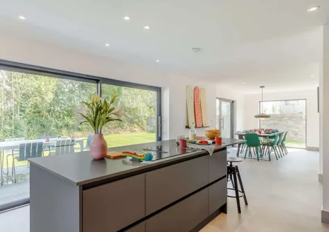 The kitchen at Treth House, Widemouth Bay