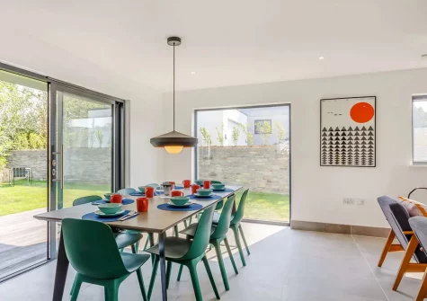 The dining area at Treth House, Widemouth Bay