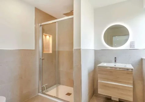 Bedroom #3 en-suite shower room at Treth House, Widemouth Bay