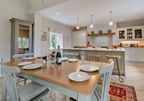 The dining area at Treverran Stables, Fowey