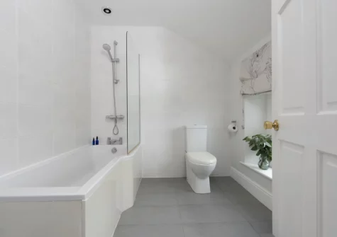 Bedroom #1 en-suite bathroom at Trevethen Cottage, Crantock