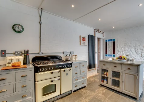 The kitchen at Trevoda House, St Ives