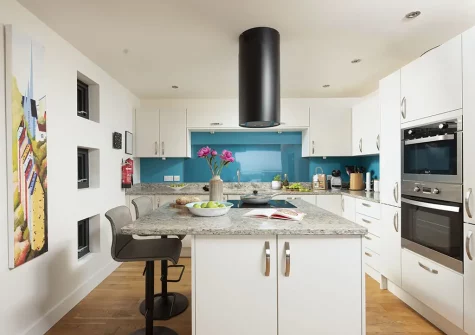 The kitchen at Triskel, Morcliff, St Agnes