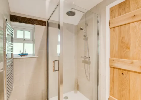 Bedroom #1 en-suite at Troutstream, St Breward