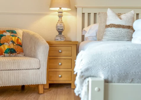 Bedroom #4 at Tumbles Lodge, Hersham