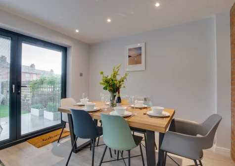 The dining area at Turnstone Cottage, Padstow