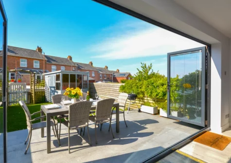 The patio, barbecue & alfresco dining area at Turnstone Cottage, Padstow