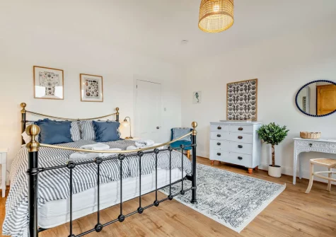 Bedroom #1 at Valerian, Looe
