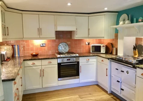 The kitchen at Valleys End, Weare Giffard