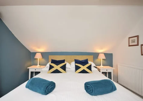 Bedroom #1 at Valleys End, Weare Giffard
