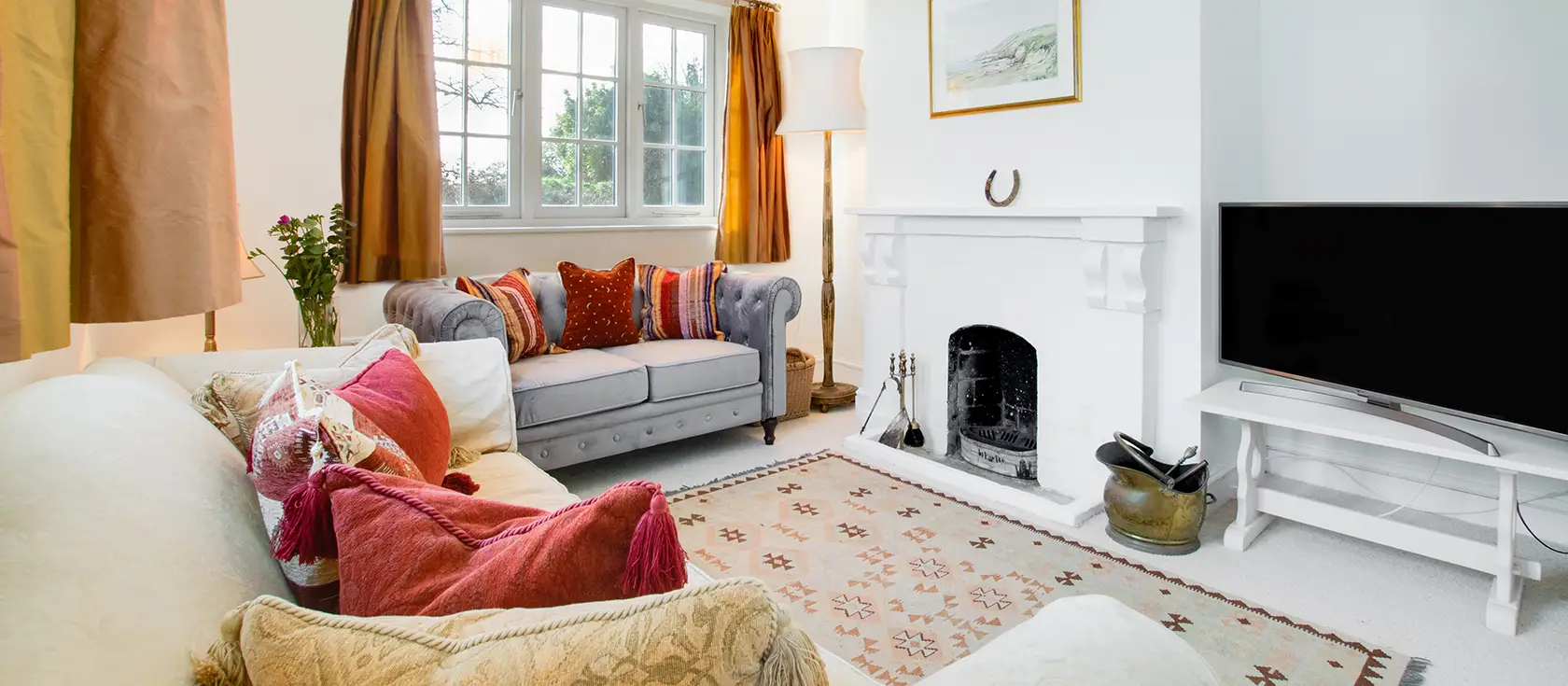 Valpre, Manaccan is a charming 3-bedroom cottage on the Lizard Peninsula featuring cosy wood burner, countryside views, and garden terrace. Perfectly positioned to explore Cornwall's stunning heritage coast, attractions and seaside towns.