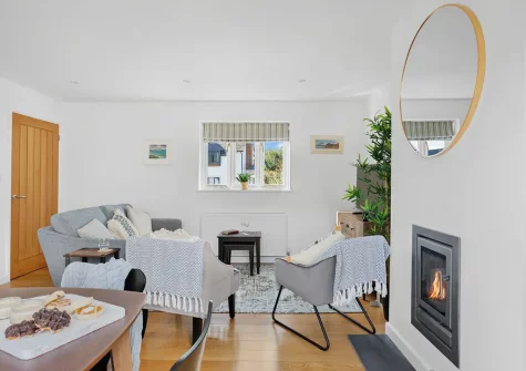 The living area at Vickery's Cottage, Woodbury