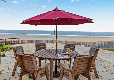 The x at Villa Surfside, Phillack