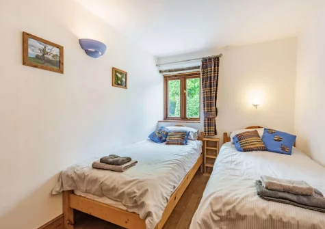 Bedroom #5 at Wagon Linney, Lewdown