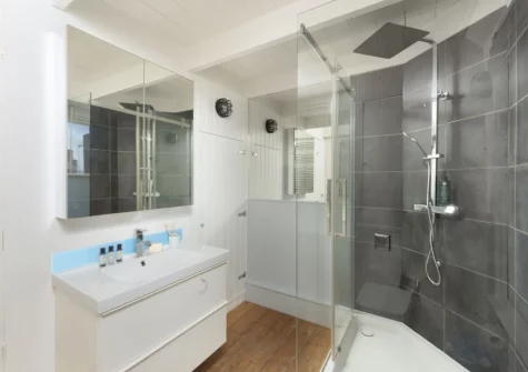 Bedroom #1 en-suite shower room at Walters on The Digey, St Ives