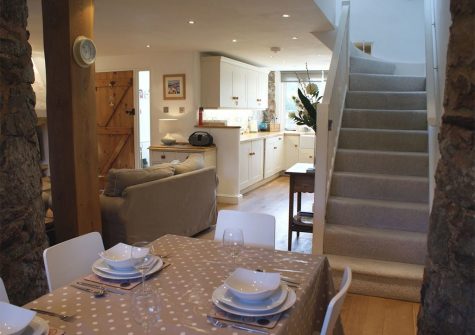 The dining area at Wassail Cottage, Yalberton